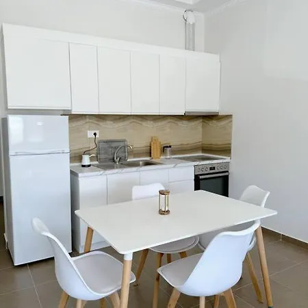 Aem Studio Apt #2 * Golem (Tirana)