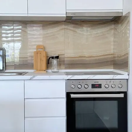 Aem Studio Apt #2 *